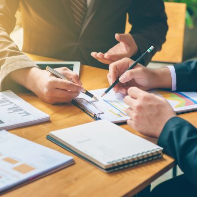 多维度信息分析